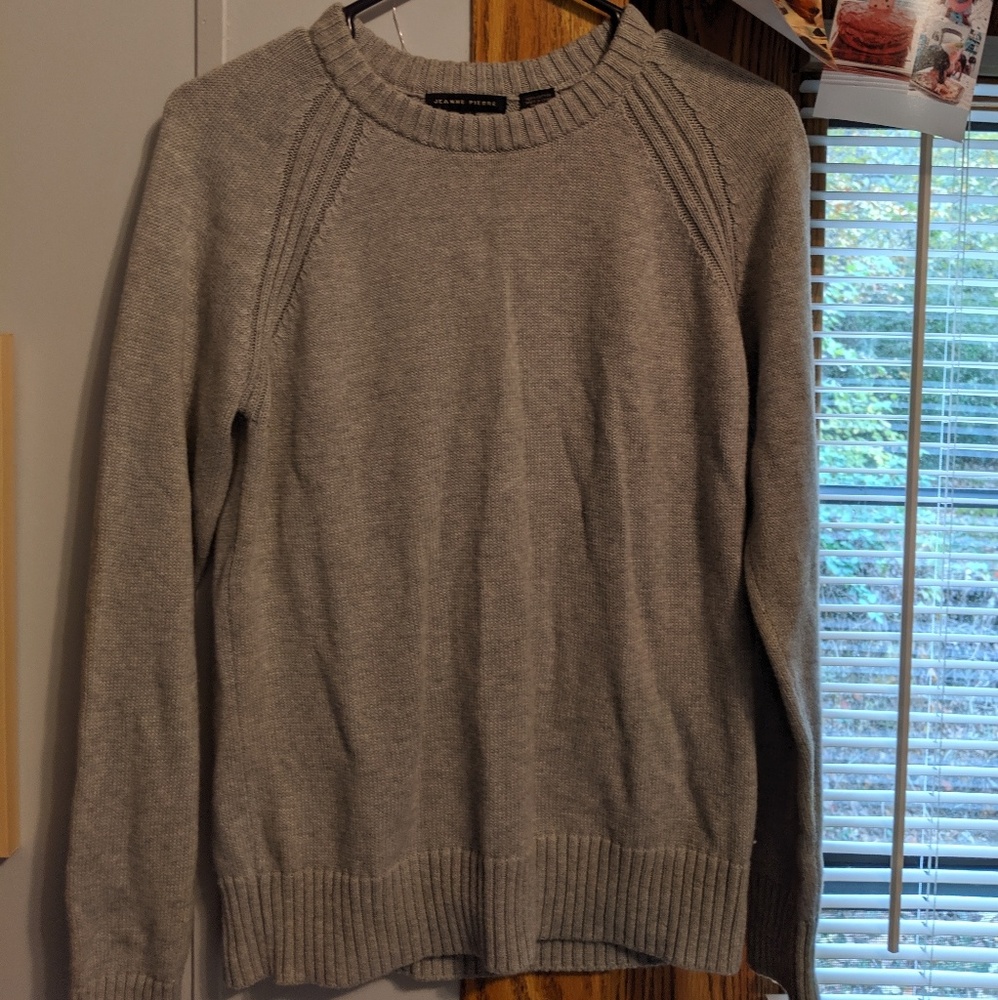 Comfy and cute gray sweater